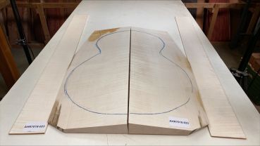 Preview: Boden & Zargen Ahorn, europ. Archtop Einzelstück #023